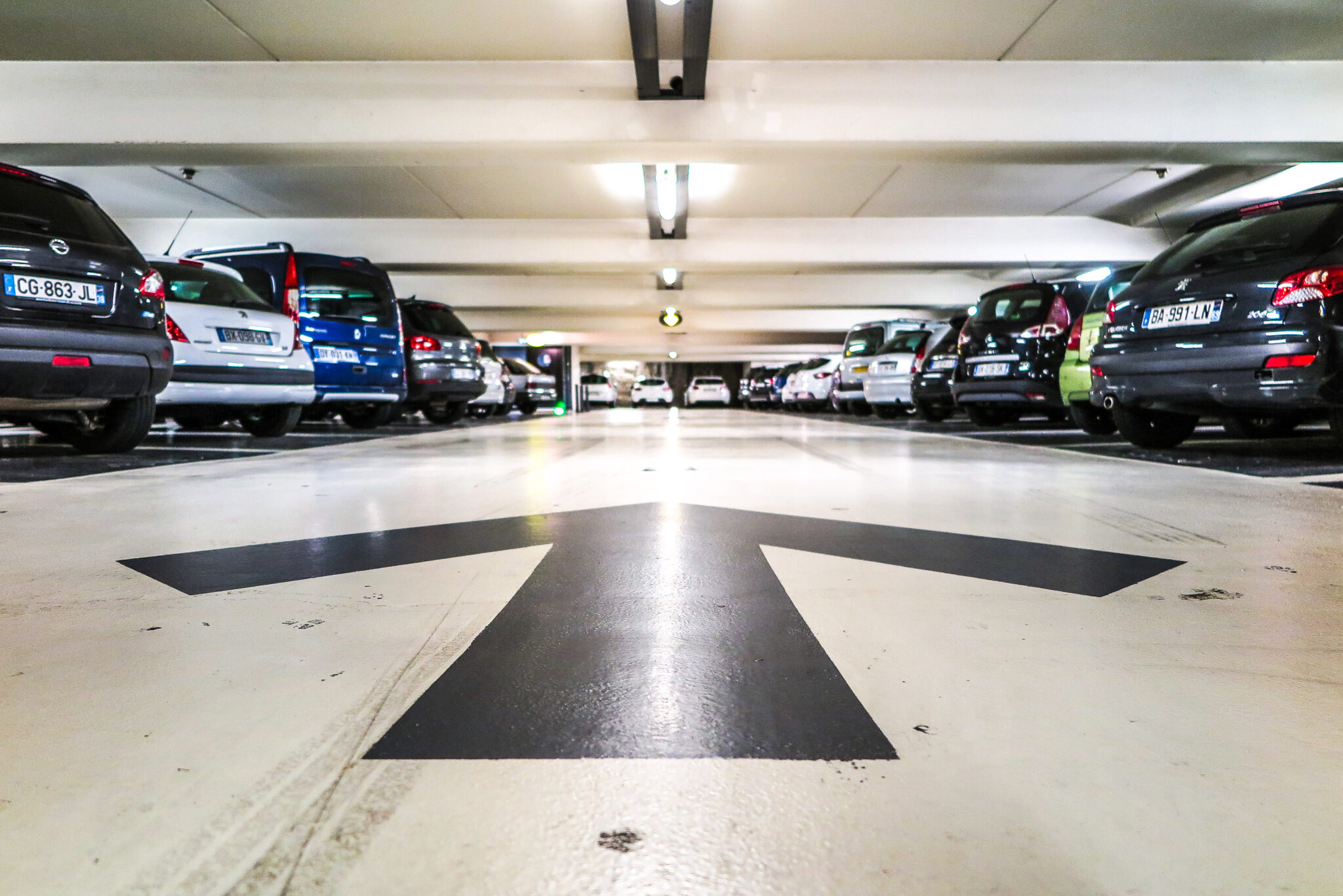 Russian car parking underground. Паркинг. Подземная парковка. Автоматизированная парковка. Автоматизации автостоянок и паркингов..